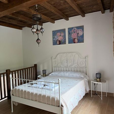 Arteleira2 Rooms Padron Bagian luar foto